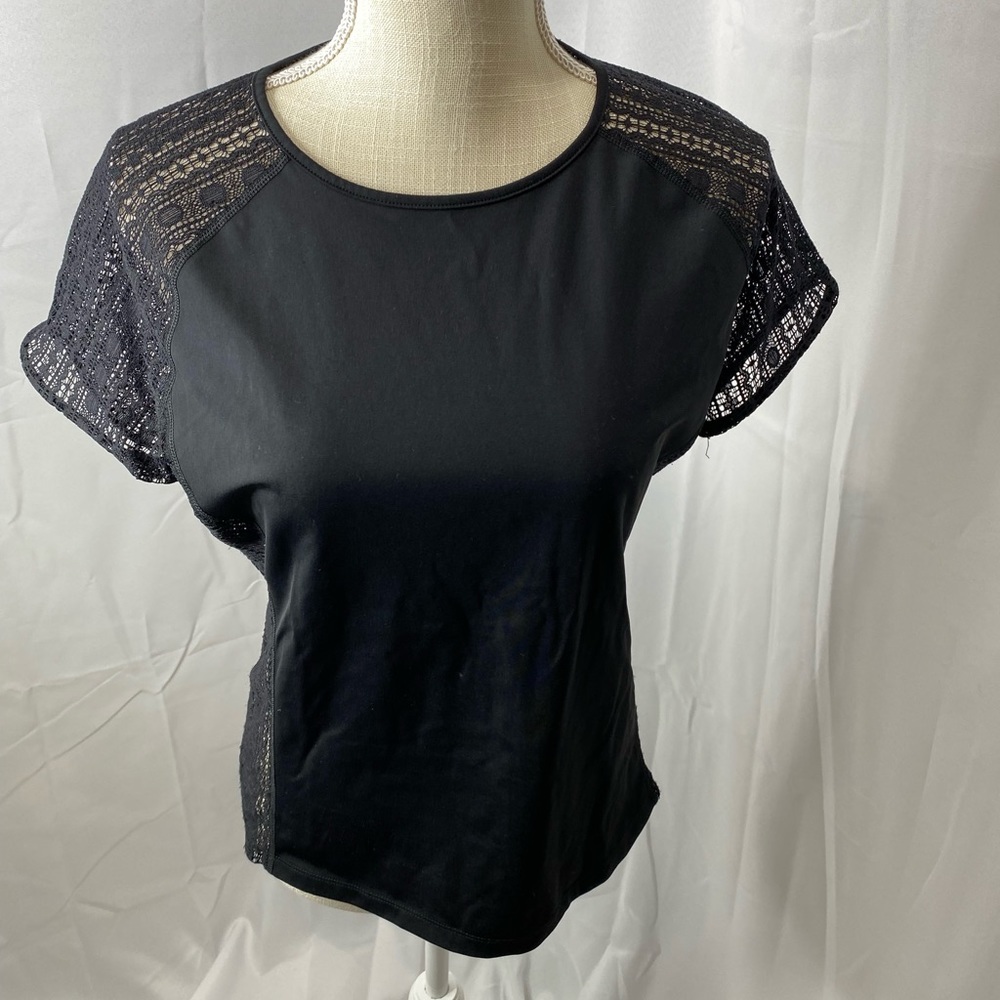 Lou & Grey black lace side top size medium
